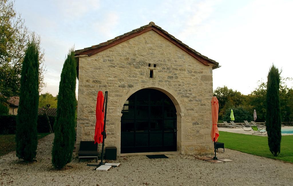 Hotel le mas de laché Caylus Exterior foto