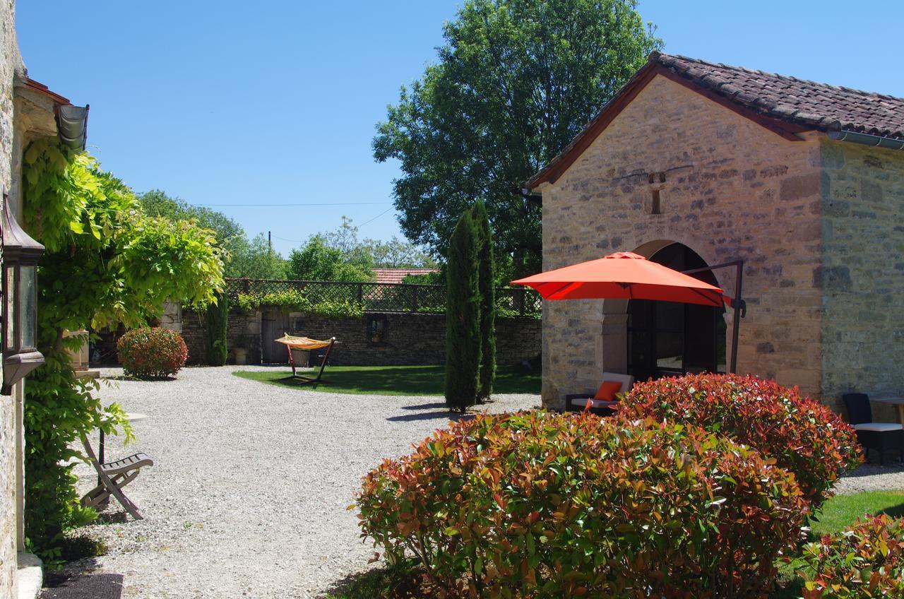 Hotel le mas de laché Caylus Exterior foto